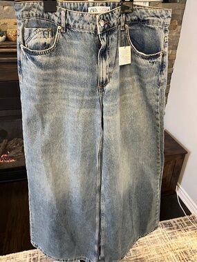 Zara Women’s Wide Leg Jeans